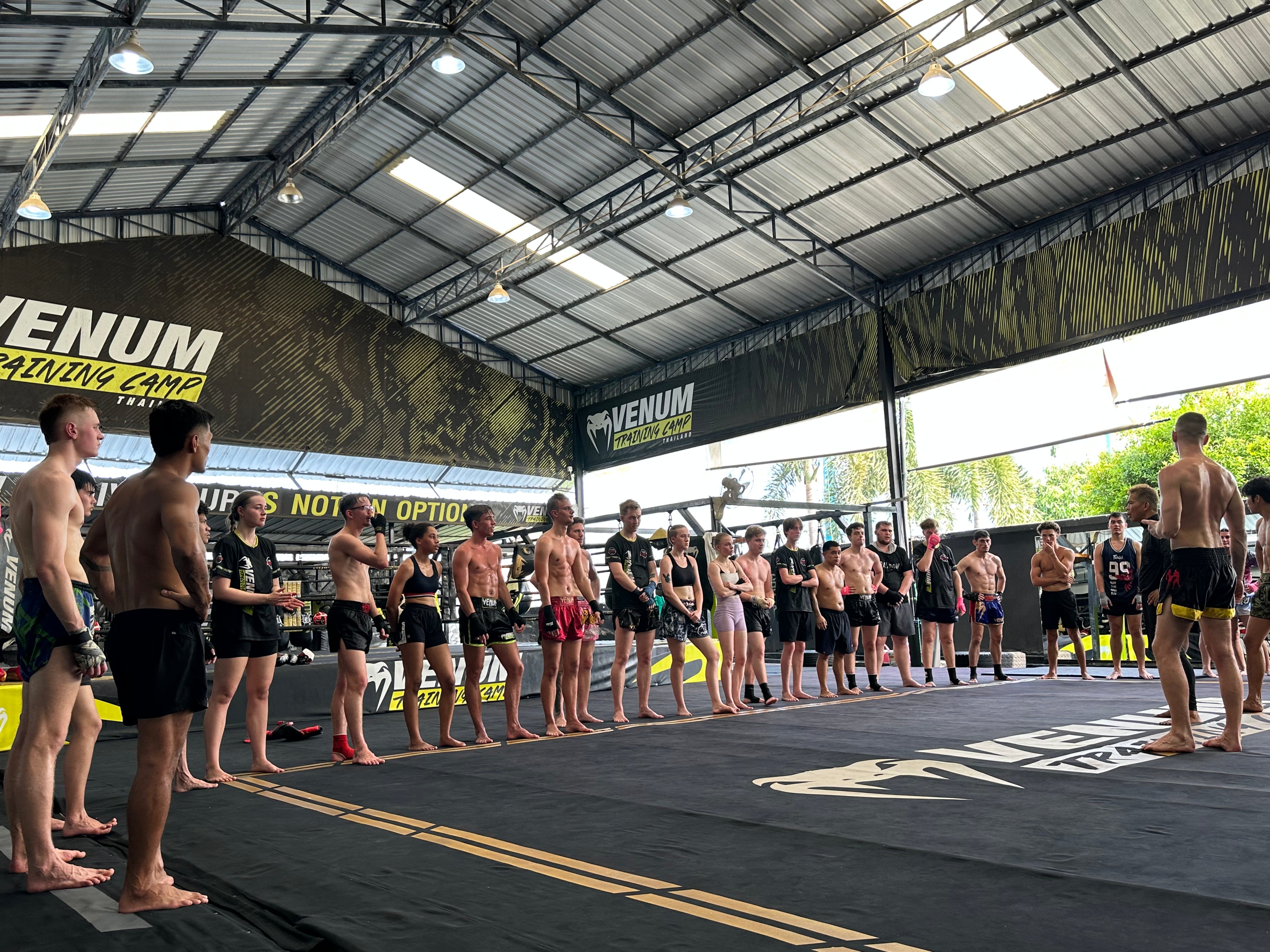 MMA og grappling trening på Venum Training Camp 2026
